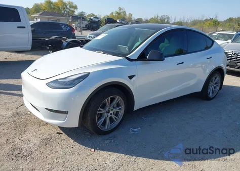 2021 Tesla Model Y Long Range Dual Motor All-Wheel Drive из США, поврежденный, VIN 5YJYGDEE6MF139180